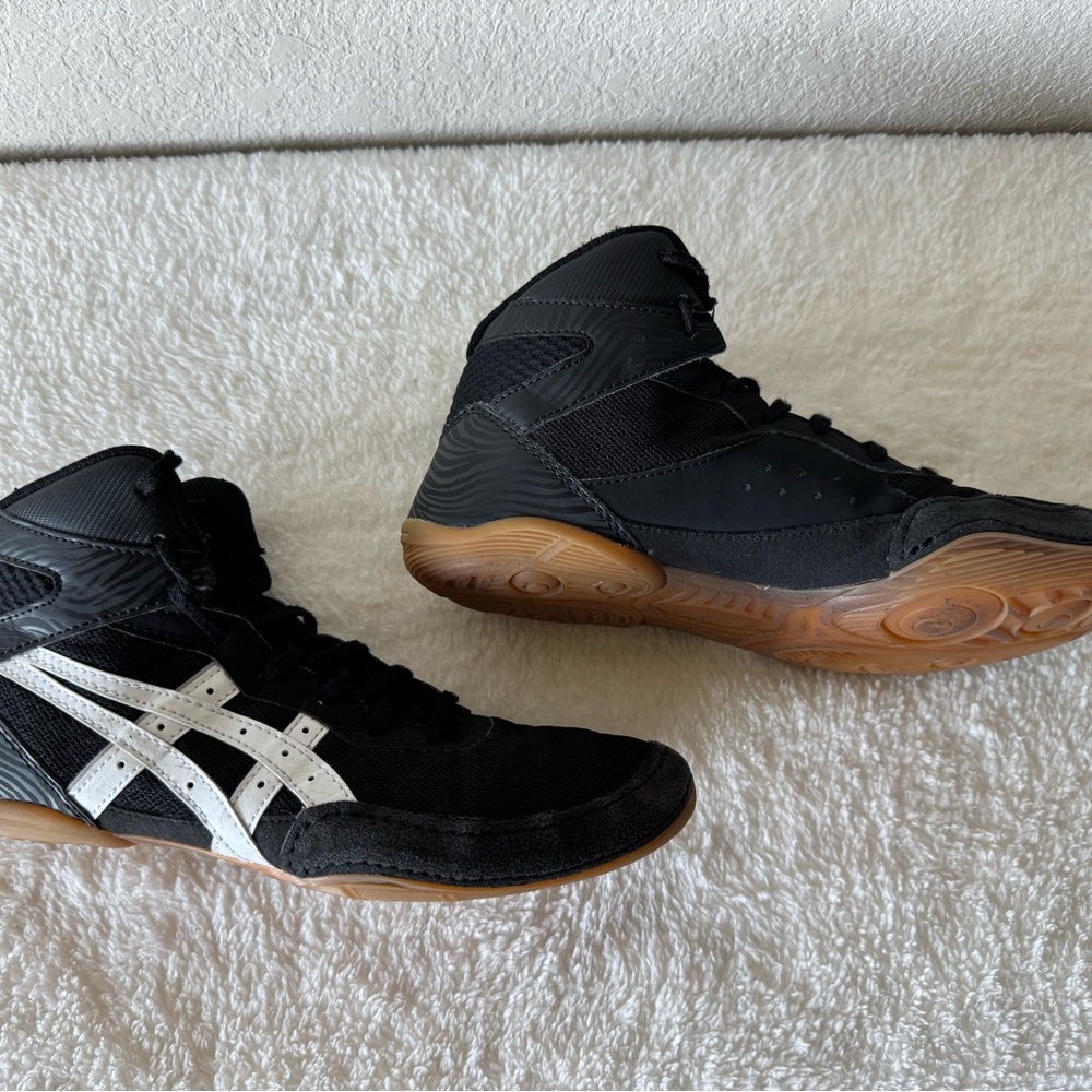 ASICS Men's Black and White Leather Wrestling Shoes Size 8.5 - Picture 3 of 6